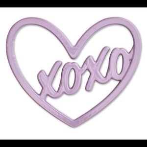 💜NWT Martha Stewart XO Cast Iron Trivet